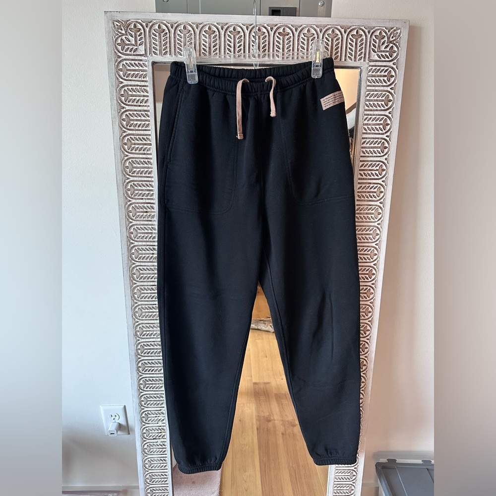 Lunya Silksweats™ Reversible
Jogger Sweatpants